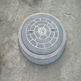 水泥井盖